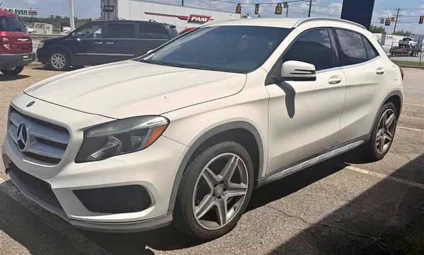 2015 Mercedes-Benz GLA 250 4MATIC Sport Utility 4D