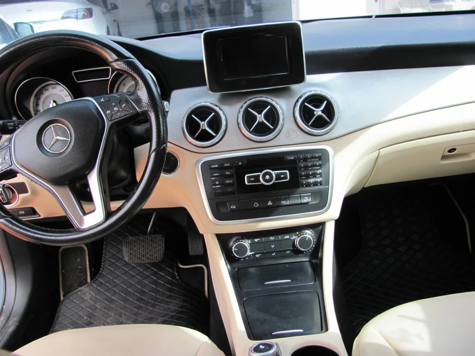 2015 Mercedes-Benz X156 GLA - Image 17 of 21