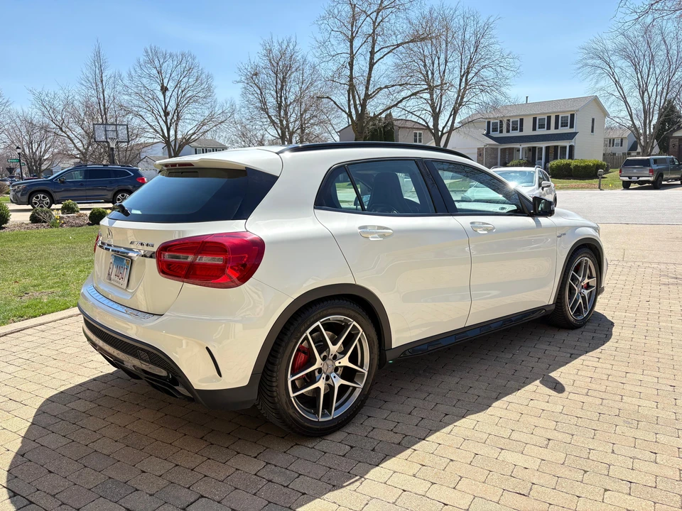 2015 Mercedes-Benz X156 GLA 45 AMG - Image 11 of 31