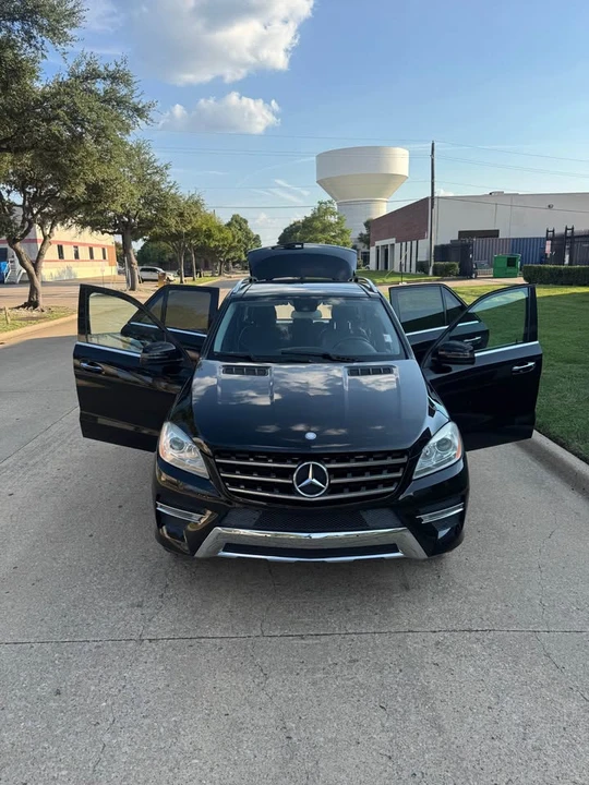 2015 Mercedes-Benz - Image 13 of 18