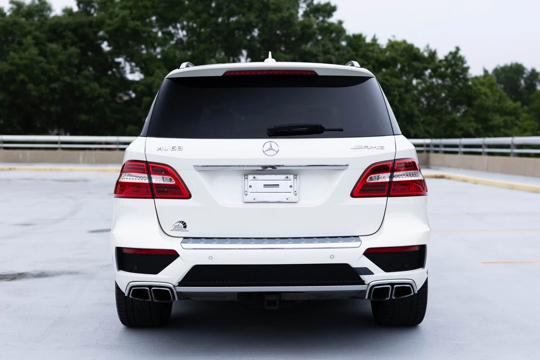 2015 Mercedes-Benz W166/C292 ML 63 & GLE 63 AMG - Image 13 of 31