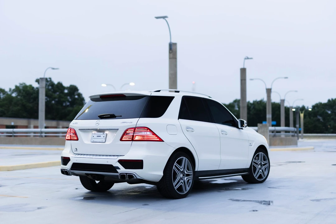 2015 Mercedes-Benz W166/C292 ML 63 & GLE 63 AMG - Image 11 of 31