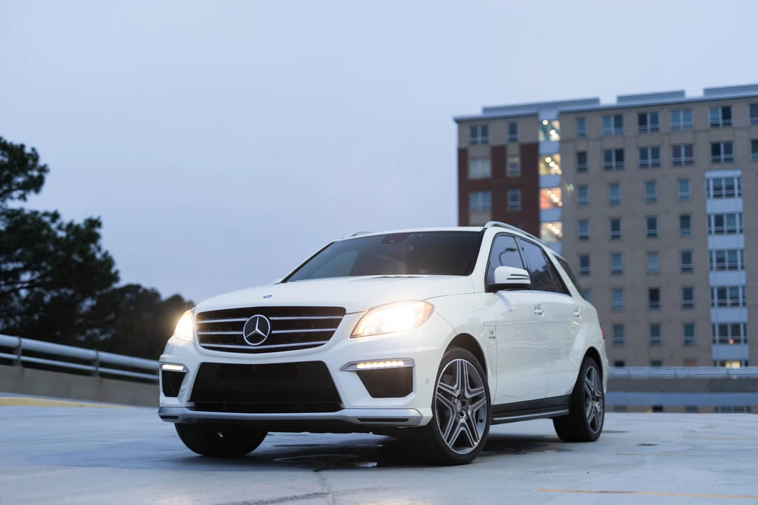 2015 Mercedes-Benz W166/C292 ML 63 & GLE 63 AMG - Image 6 of 31