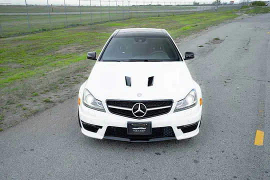 2015 Mercedes-Benz Mercedes-AMG C63 AMG 507 Edition