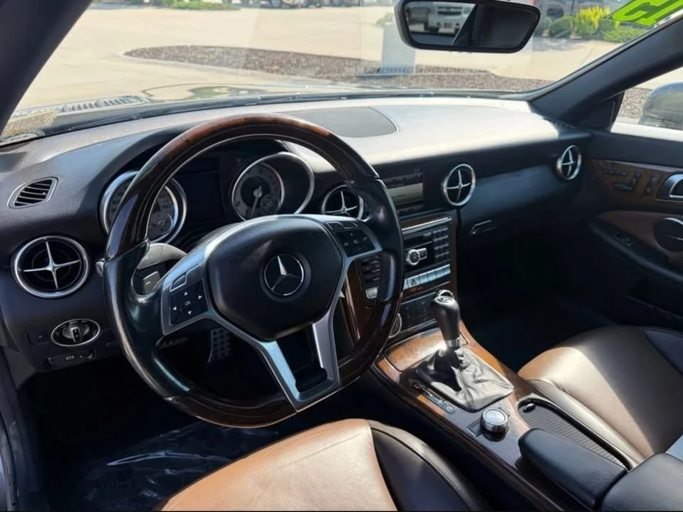 2015 Mercedes-Benz R172 SLC-Class - Image 9 of 15