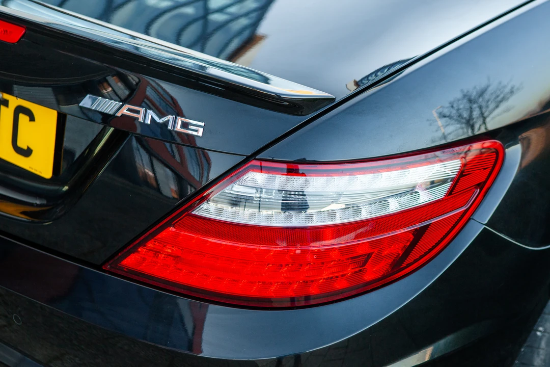 2015 Mercedes-Benz R172 SLK 55 AMG - Image 17 of 31