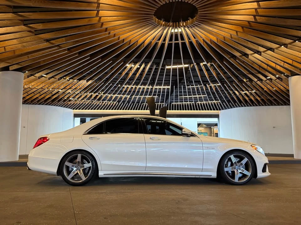 2015 Mercedes-Benz W222 S 63 & S 65 AMG - Image 2 of 7