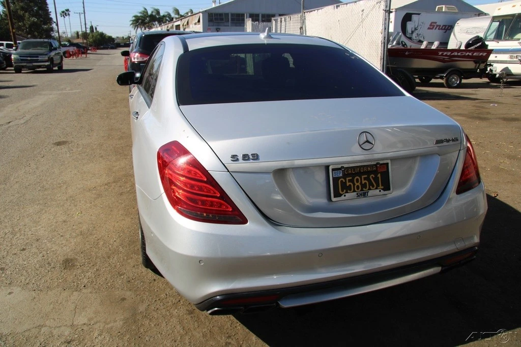 2015 Mercedes-Benz W222 S 63 & S 65 AMG - Image 6 of 21