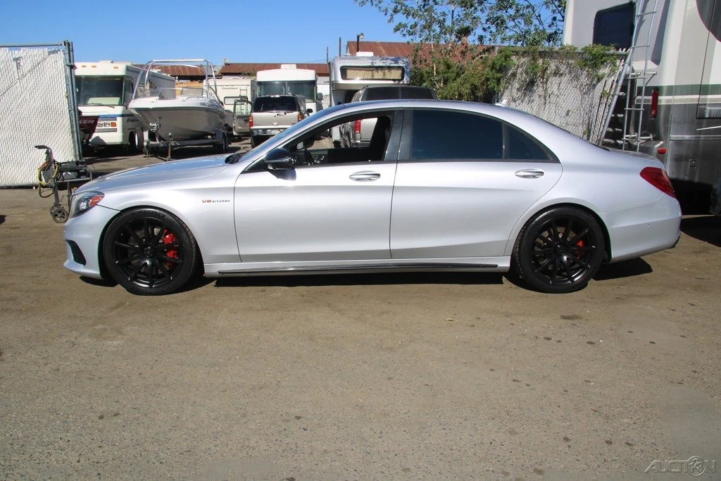 2015 Mercedes-Benz W222 S 63 & S 65 AMG - Image 4 of 21