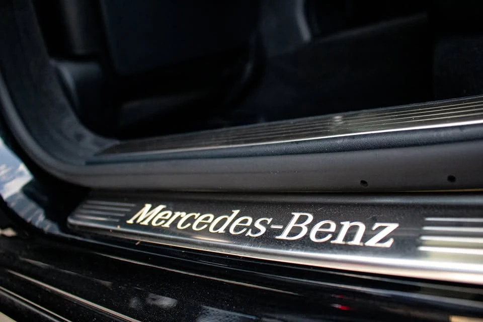 2015 Mercedes-Benz W222 S-Class - Image 2 of 20