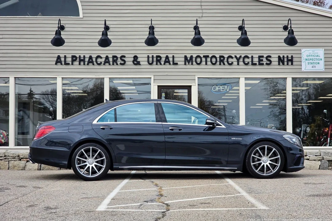 2015 Mercedes-Benz - Image 6 of 31