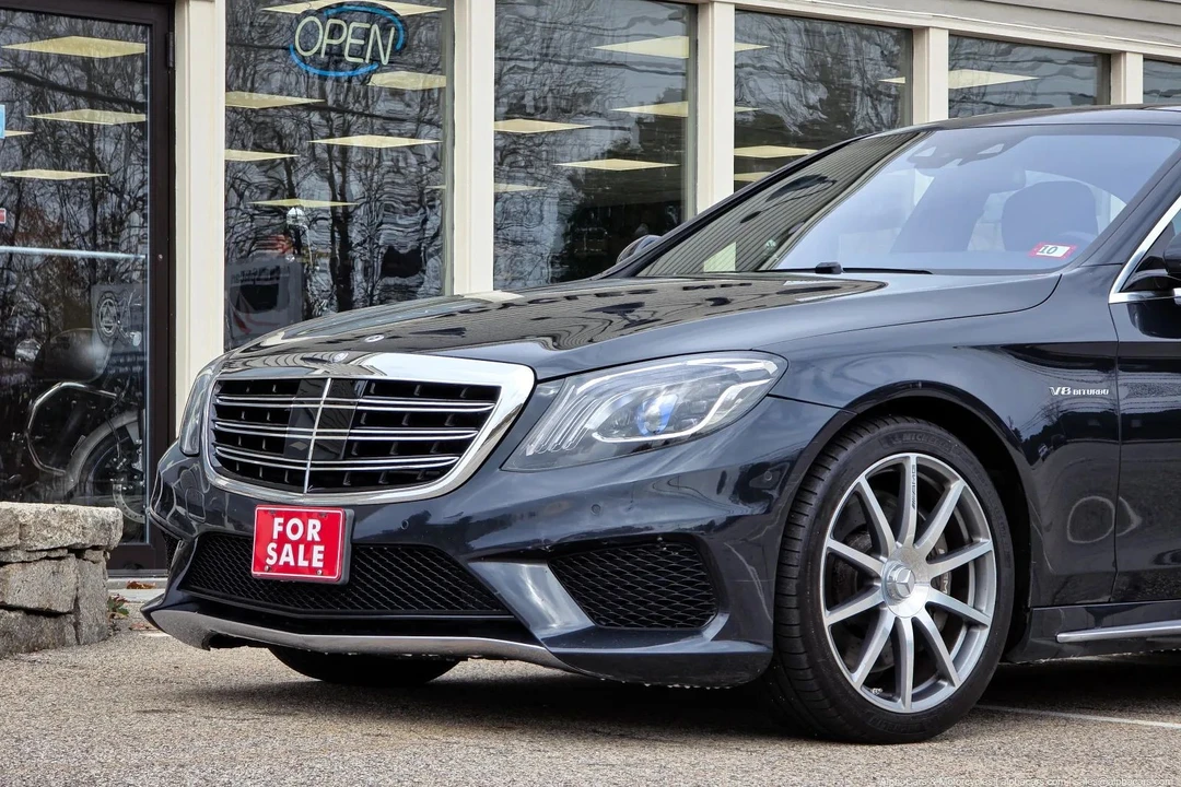 2015 Mercedes-Benz - Image 15 of 31