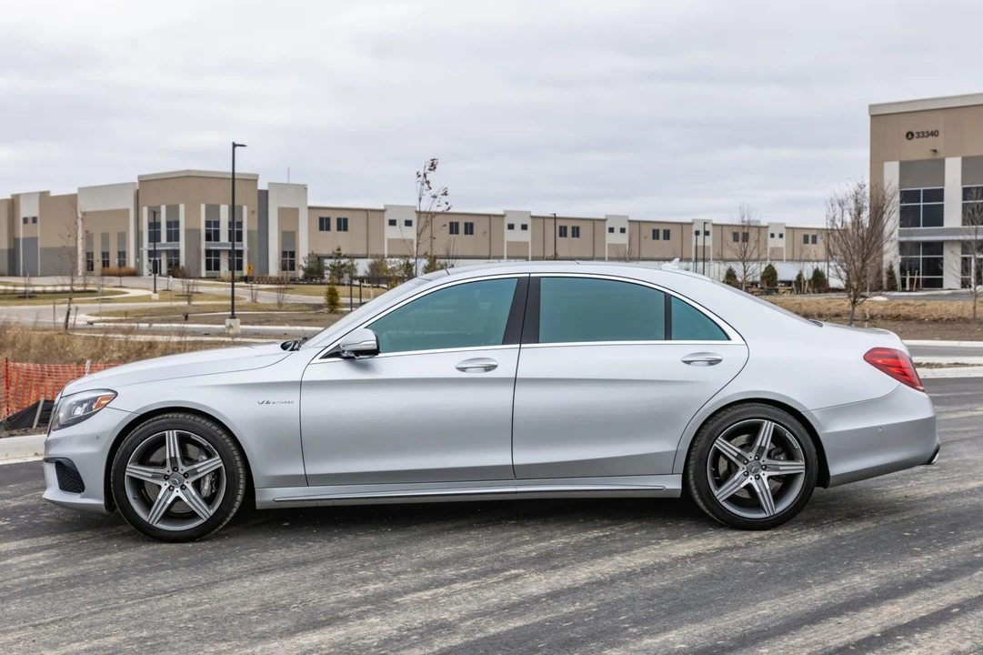 2015 Mercedes-Benz W222 S 63 & S 65 AMG - Image 3 of 7