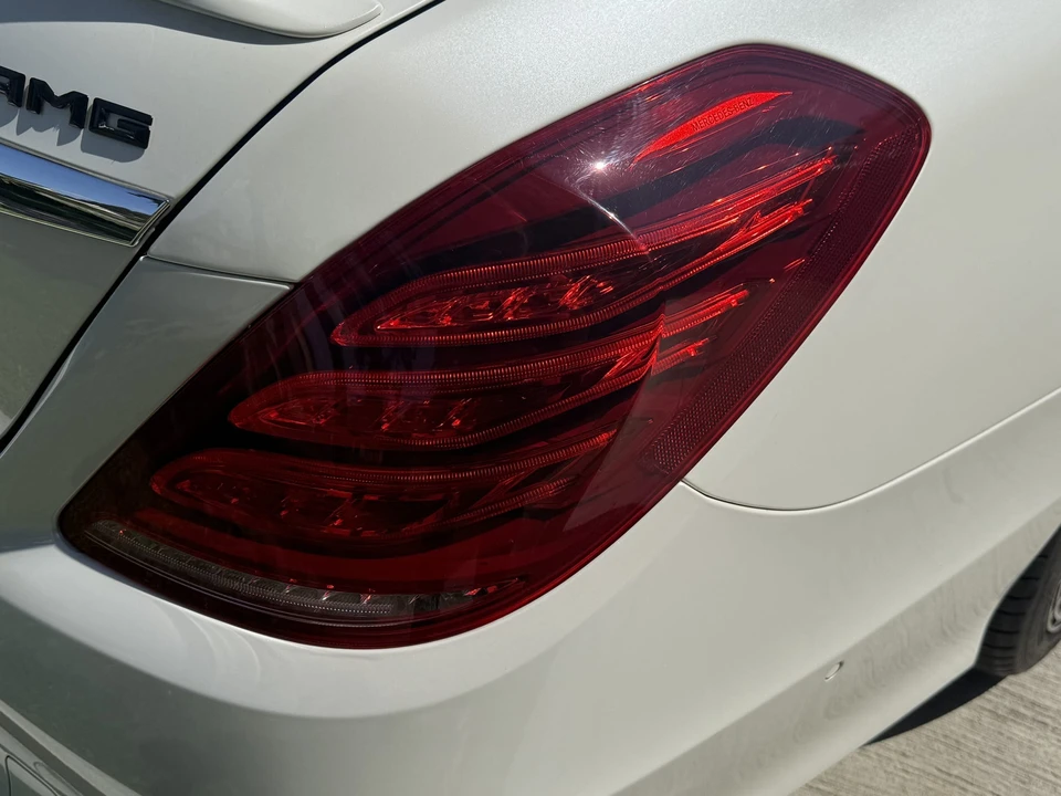 2015 Mercedes-Benz W222 S 63 & S 65 AMG - Image 27 of 31