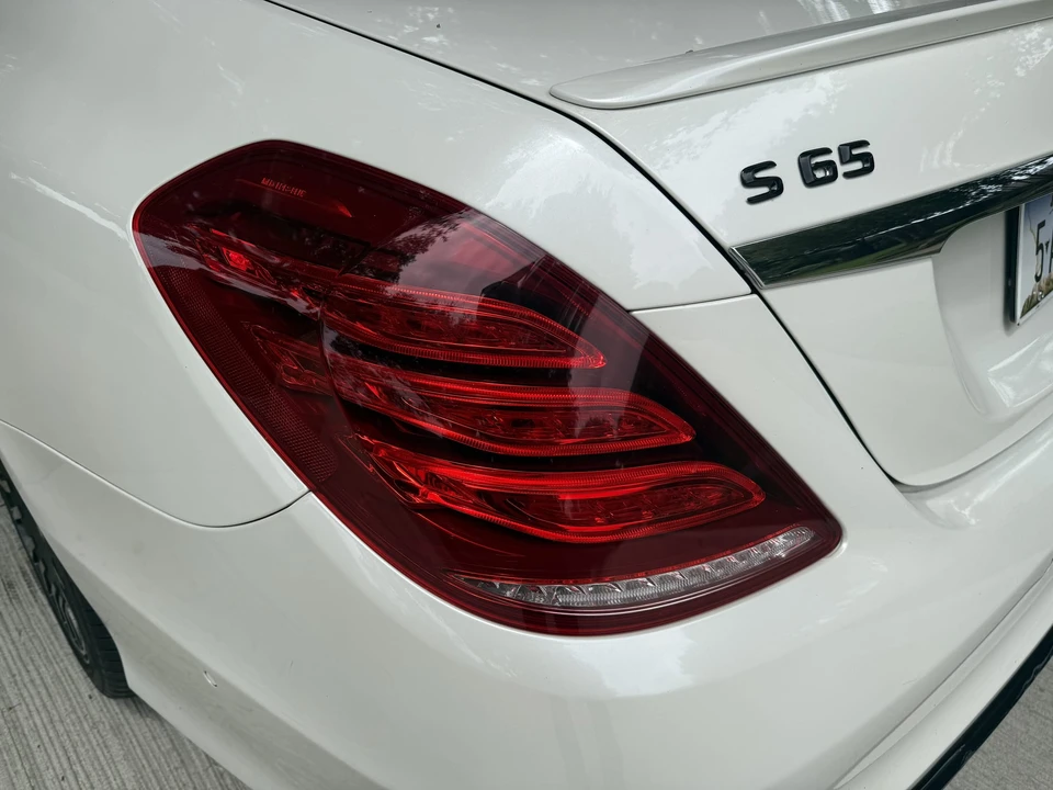 2015 Mercedes-Benz W222 S 63 & S 65 AMG - Image 23 of 31