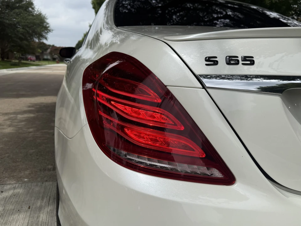 2015 Mercedes-Benz W222 S 63 & S 65 AMG - Image 21 of 31