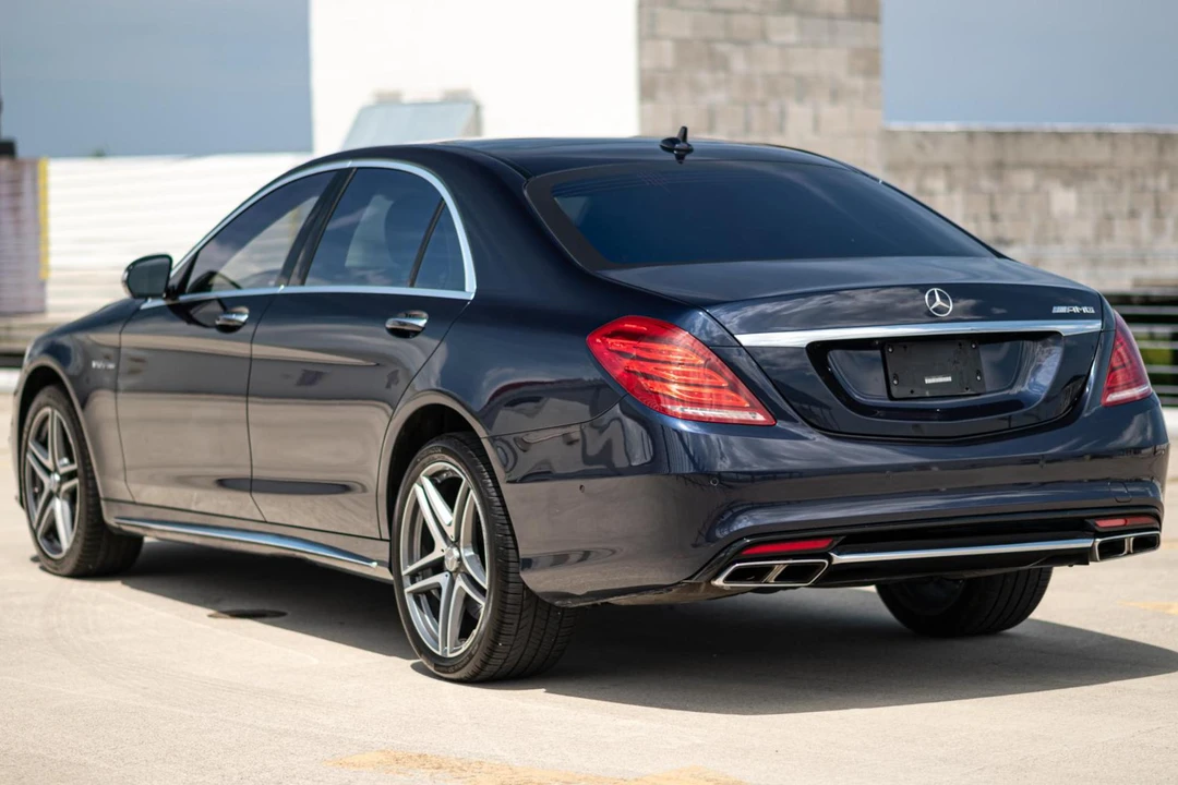 2015 Mercedes-Benz W222 S 63 & S 65 AMG - Image 4 of 31