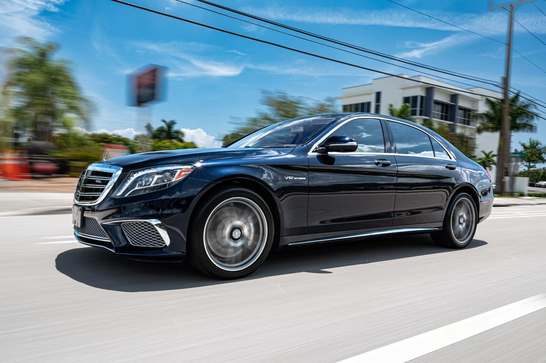 2015 Mercedes-Benz W222 S 63 & S 65 AMG - Image 16 of 31