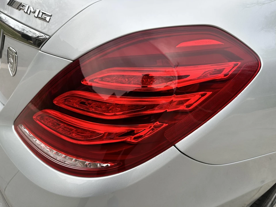2015 Mercedes-Benz W222 S 63 & S 65 AMG - Image 28 of 31
