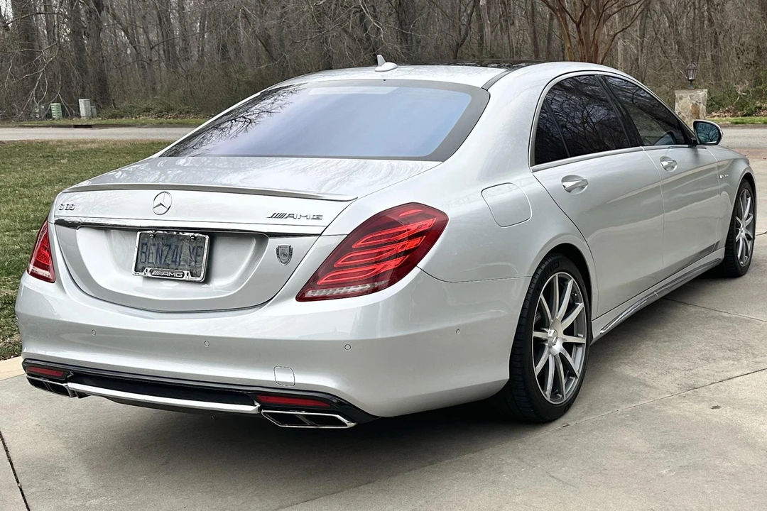 2015 Mercedes-Benz W222 S 63 & S 65 AMG - Image 11 of 31