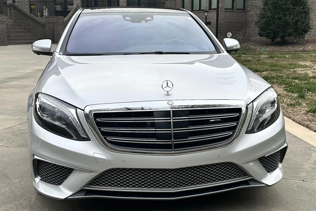 2015 Mercedes-Benz W222 S 63 & S 65 AMG - Image 2 of 31