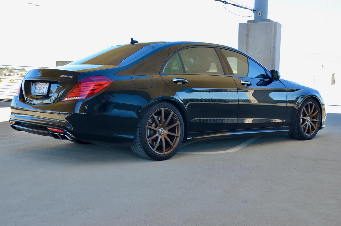 2015 Mercedes-Benz W222 S 63 & S 65 AMG - Image 16 of 31