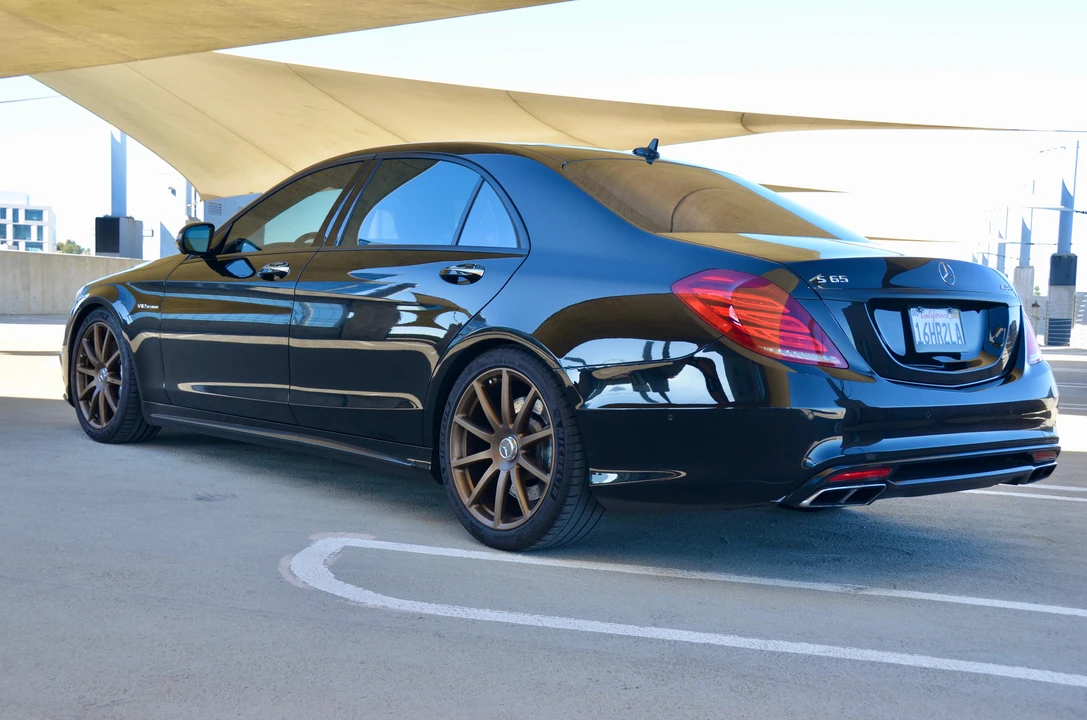 2015 Mercedes-Benz W222 S 63 & S 65 AMG - Image 4 of 31