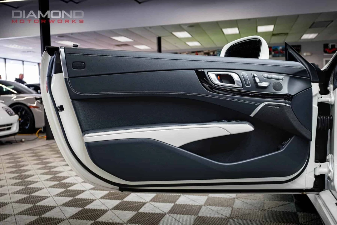 2015 Mercedes-Benz R231 SL-Class - Image 14 of 31