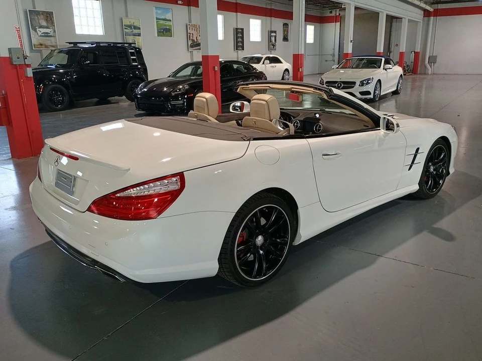 2015 Mercedes-Benz R231 SL-Class - Image 9 of 12