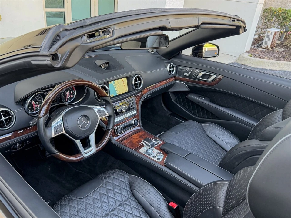 2015 Mercedes-Benz R231 SL 63 & SL 65 AMG - Image 2 of 4