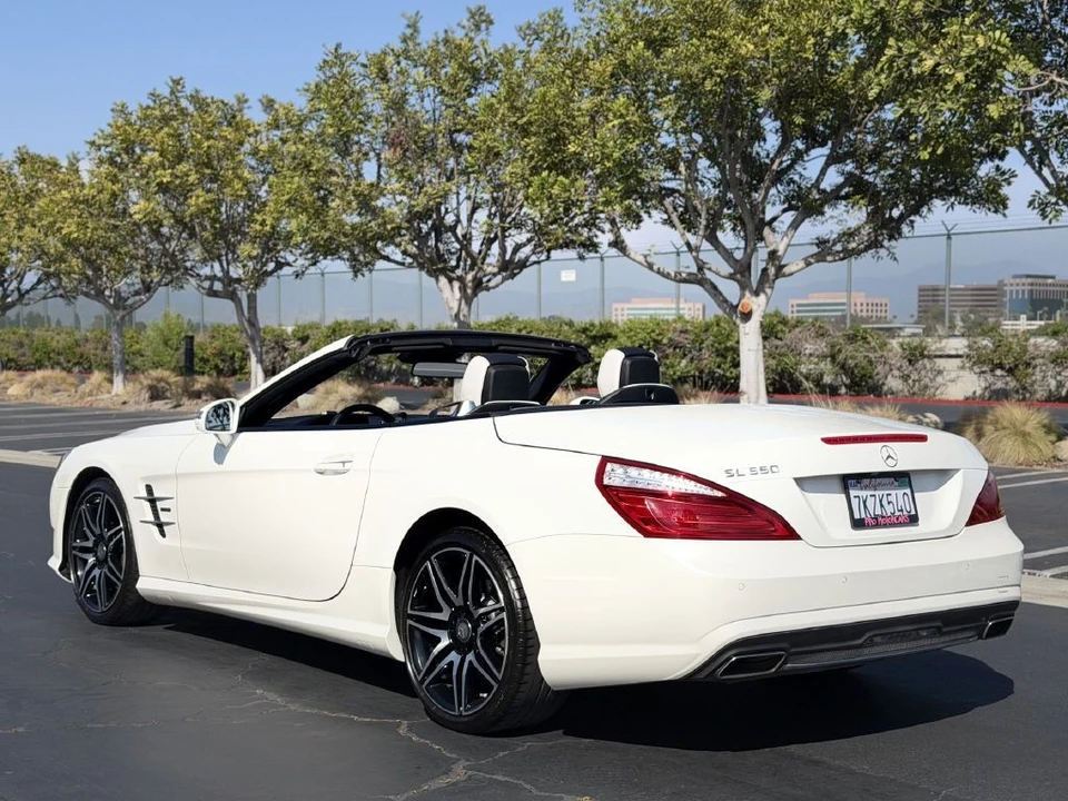 2015 Mercedes-Benz R231 SL-Class - Image 13 of 30