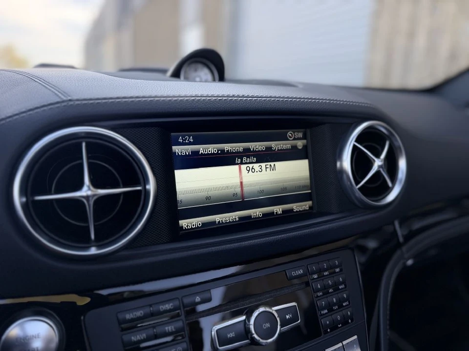 2015 Mercedes-Benz R231 SL-Class - Image 26 of 30