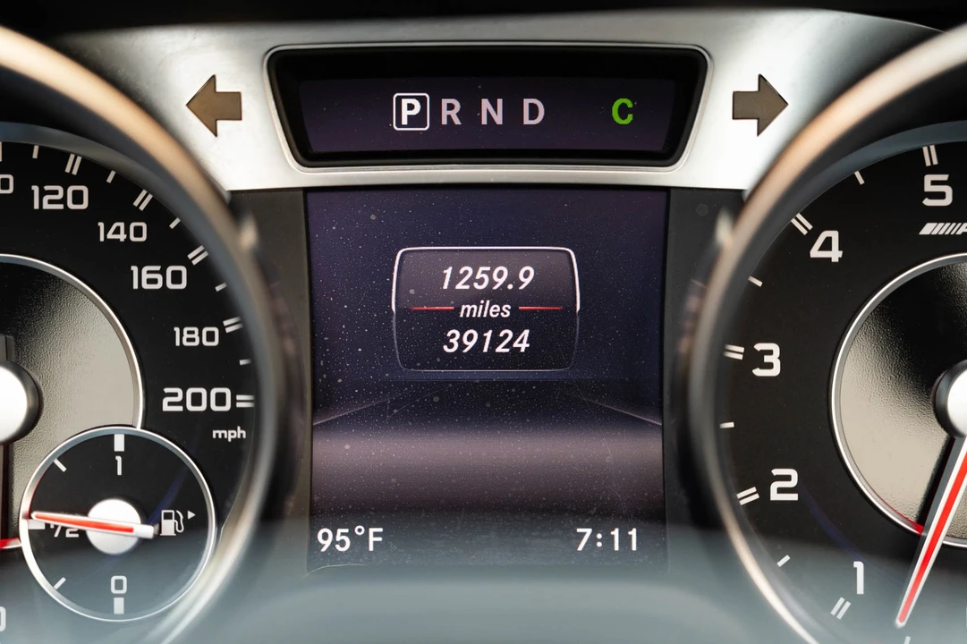 2015 Mercedes-Benz R231 SL-Class - Image 31 of 31