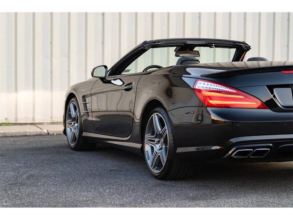 2015 Mercedes-Benz R231 SL 63 & SL 65 AMG - Image 7 of 31