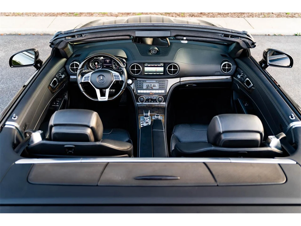 2015 Mercedes-Benz R231 SL 63 & SL 65 AMG - Image 26 of 31