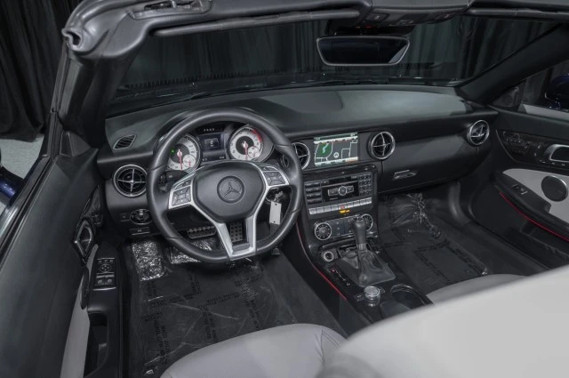 2015 Mercedes-Benz R172 SLC-Class - Image 17 of 21