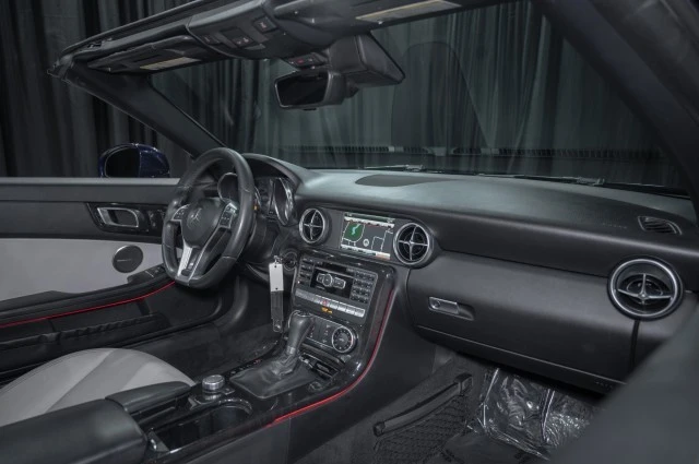 2015 Mercedes-Benz R172 SLC-Class - Image 13 of 21