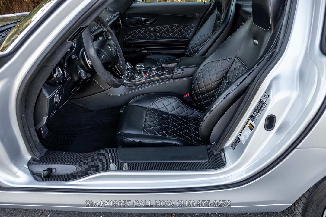 2015 Mercedes-Benz SLS AMG GT - Image 29 of 31