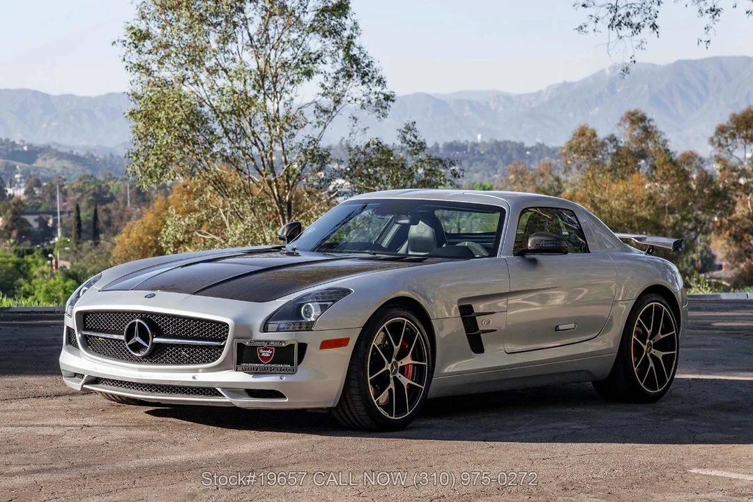 2015 Mercedes-Benz SLS AMG GT - Image 18 of 31