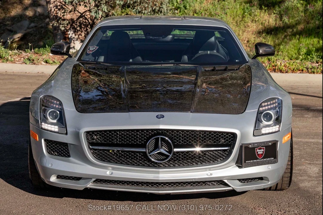 2015 Mercedes-Benz SLS AMG GT - Image 4 of 31