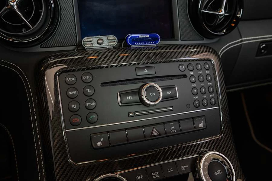 2015 Mercedes-Benz SLS AMG GT - Image 30 of 31