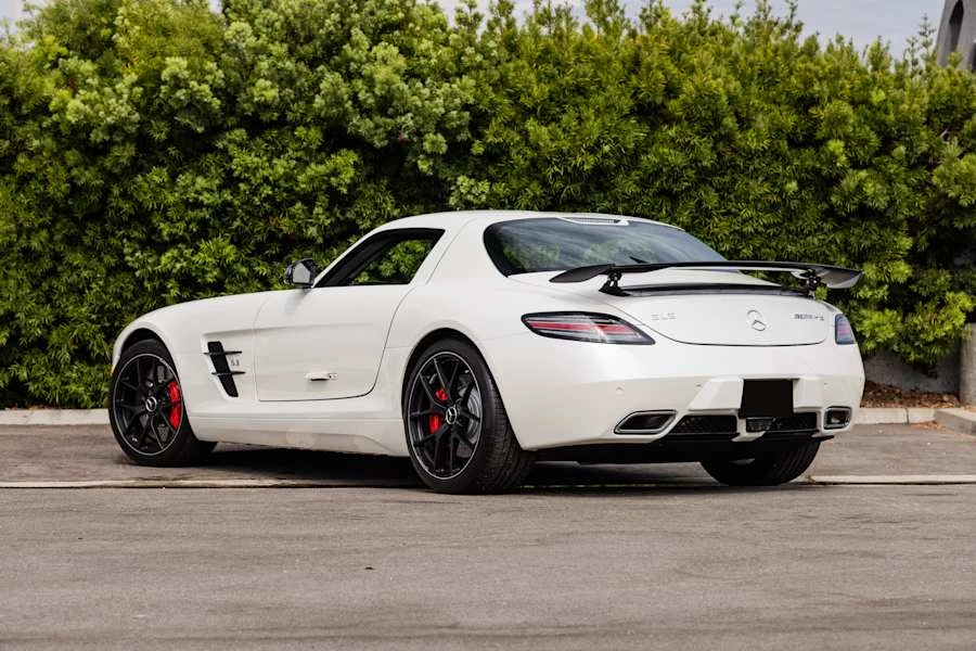 2015 Mercedes-Benz SLS AMG GT - Image 24 of 31