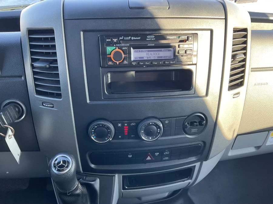 2015 Mercedes-Benz NCV3 Sprinter - Image 11 of 17