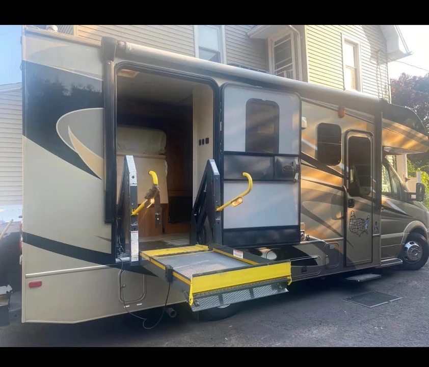 2015 Mercedes-Benz NCV3 Sprinter - Image 2 of 11