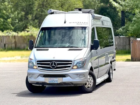 2015 Mercedes-Benz Winnebago Era 70C Touring Coach