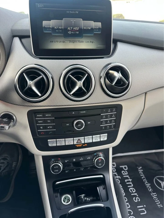2015 Mercedes-Benz W246 B-Class - Image 9 of 14