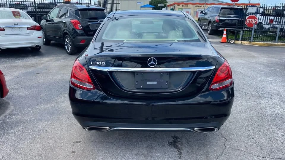 2015 Mercedes-Benz W205 C-Class - Image 6 of 20
