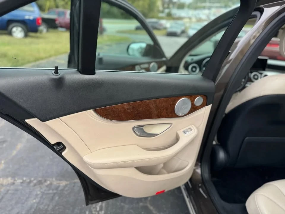 2015 Mercedes-Benz W205 C-Class - Image 11 of 13