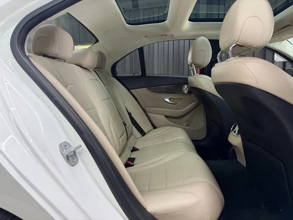2015 Mercedes-Benz W205 C-Class - Image 16 of 18