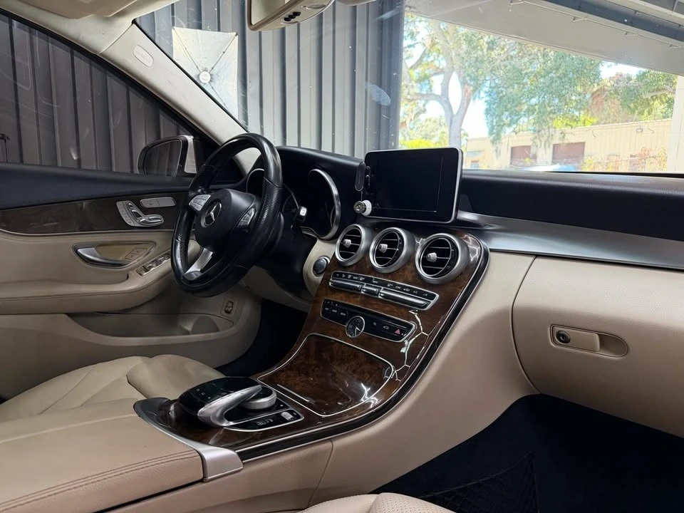 2015 Mercedes-Benz W205 C-Class - Image 17 of 18